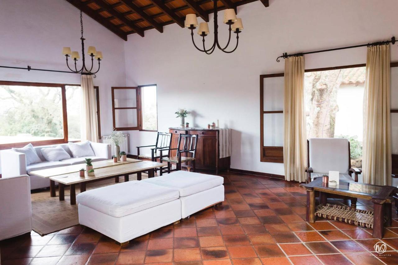 Hotel Torrontes ซานโลเรนโซ ภายนอก รูปภาพ
