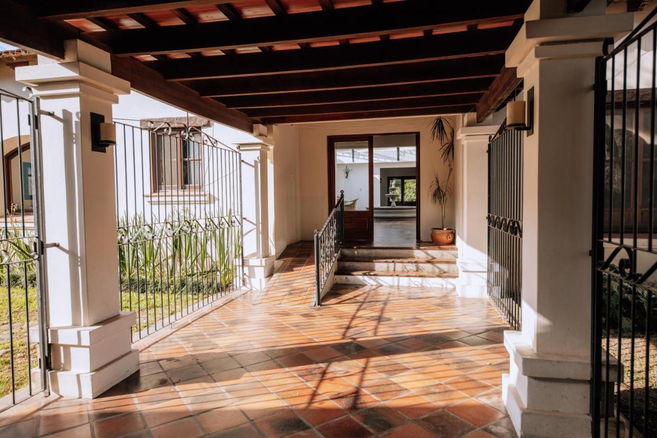 Hotel Torrontes ซานโลเรนโซ ภายนอก รูปภาพ