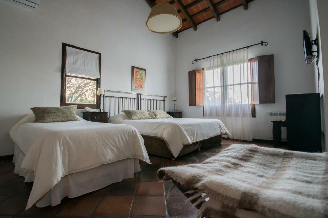 Hotel Torrontes ซานโลเรนโซ ภายนอก รูปภาพ