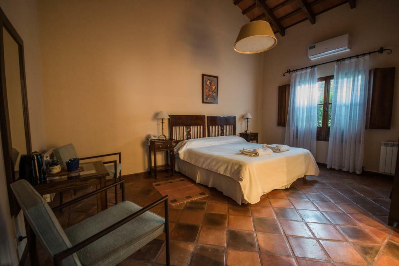 Hotel Torrontes ซานโลเรนโซ ภายนอก รูปภาพ